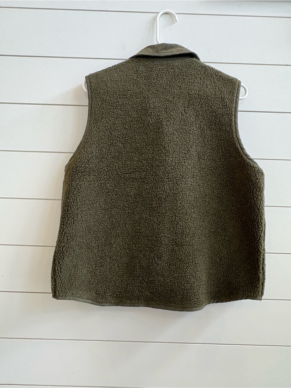 Rafaella Olive Sherpa Button-Front Vest - Picture 5 of 8